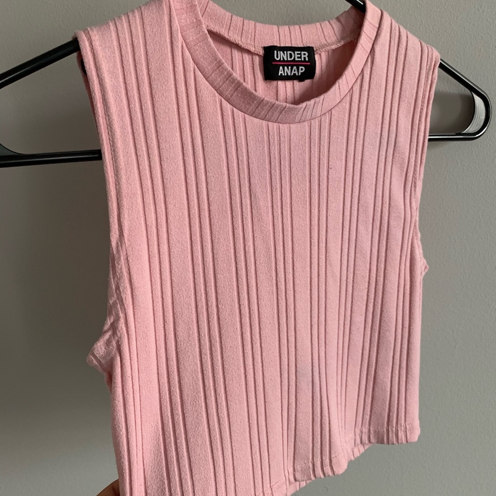 pink crop top